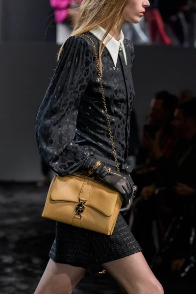Look 27